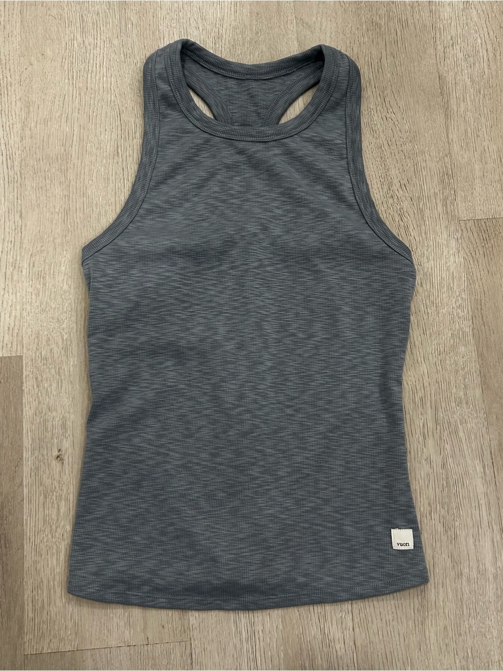 Vuori Sunrise High Neck Tank Top Size Small